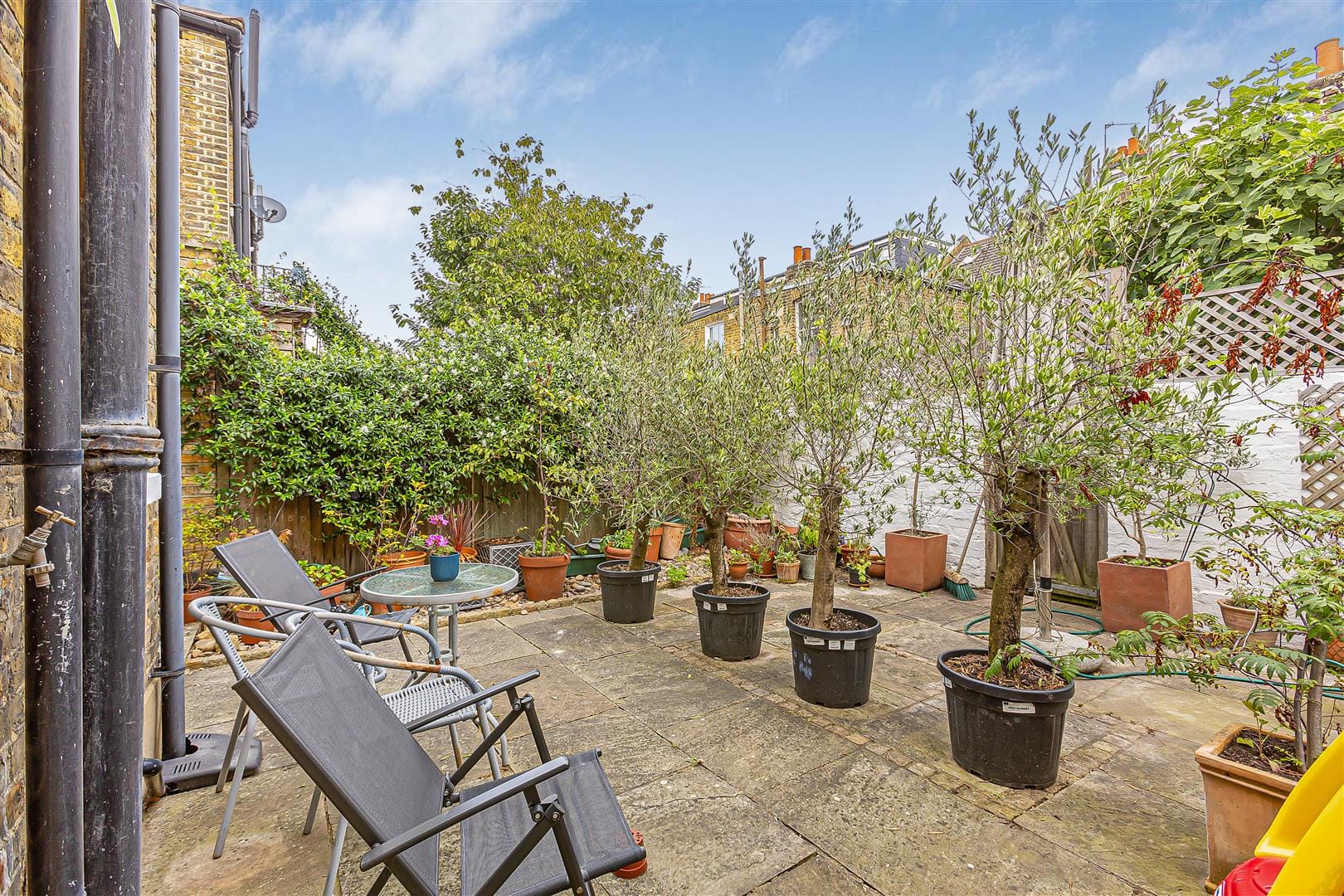 2 bedroom Flat Sold