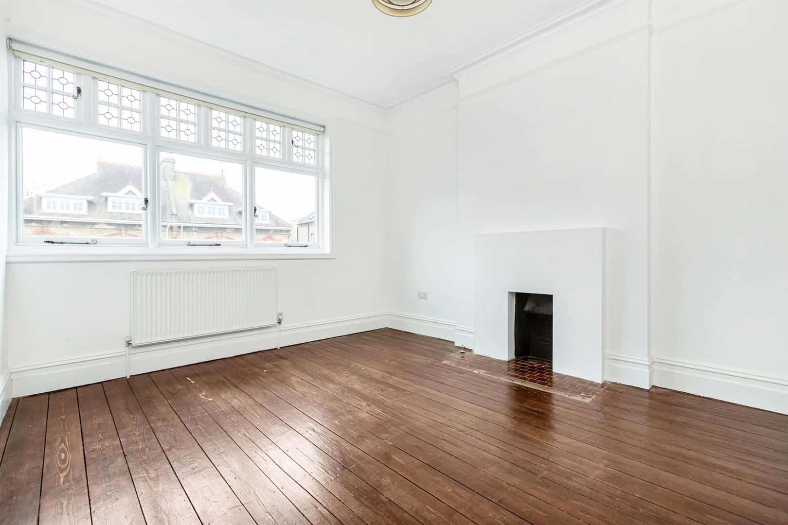 2 bedroom Flat Let