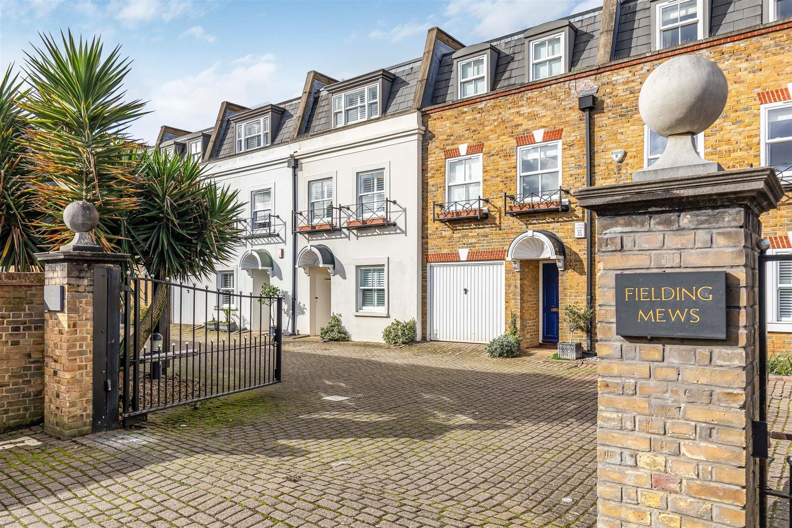 4 bedroom  To Let