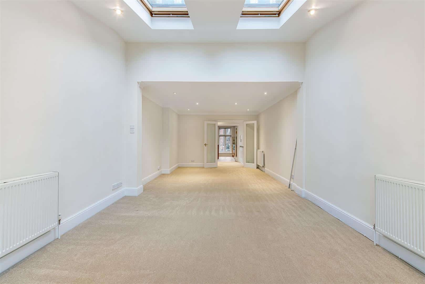 3 bedroom Flat Let