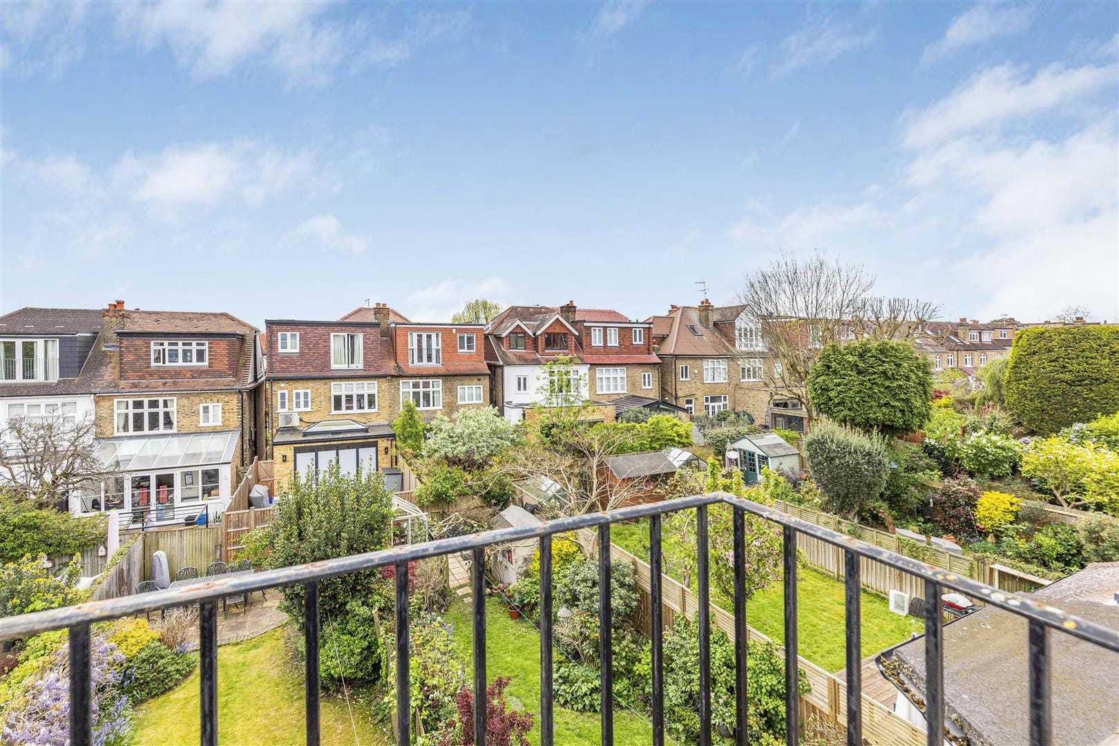 4 bedroom Detached house Sold