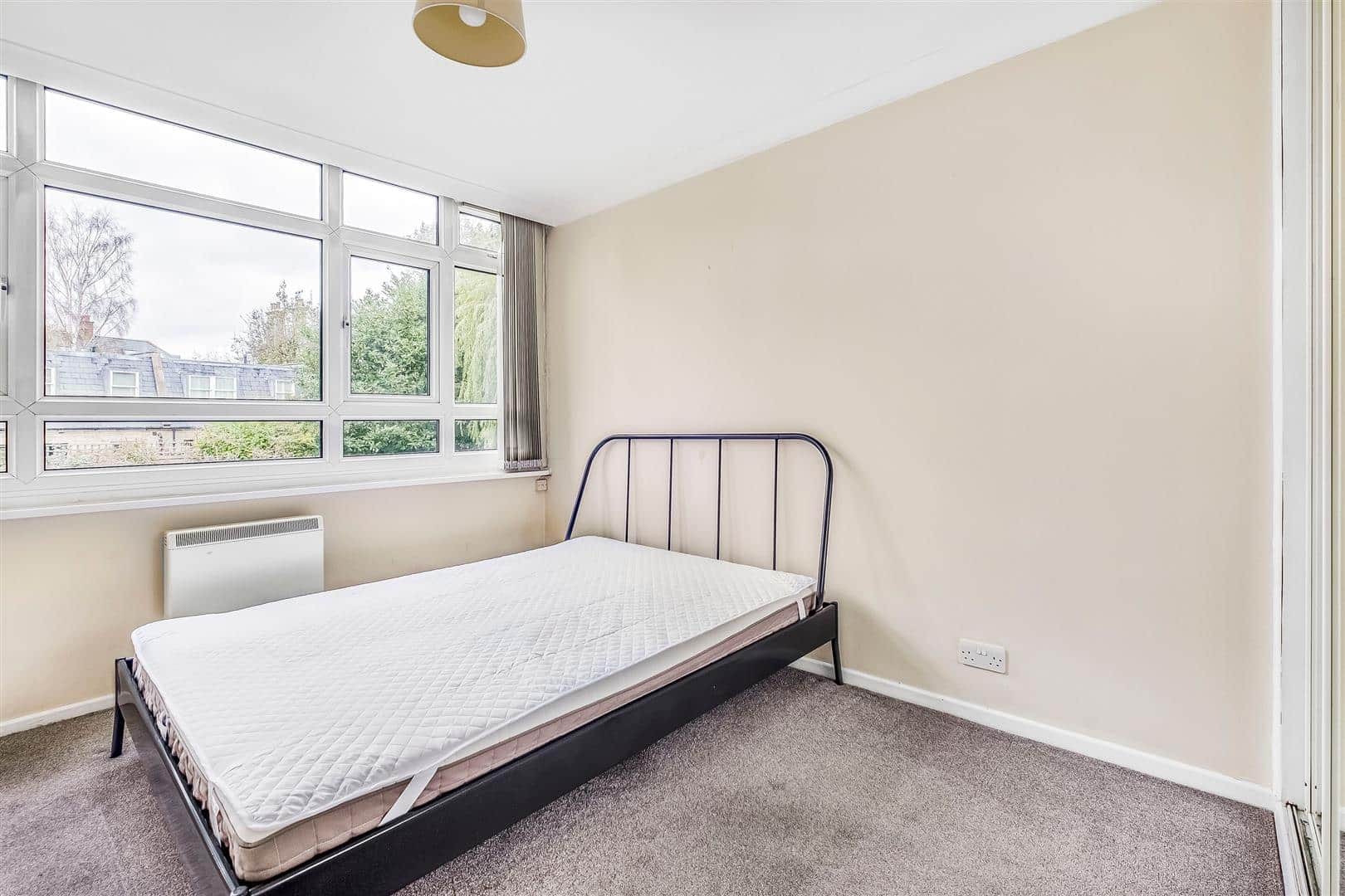 3 bedroom Flat Let