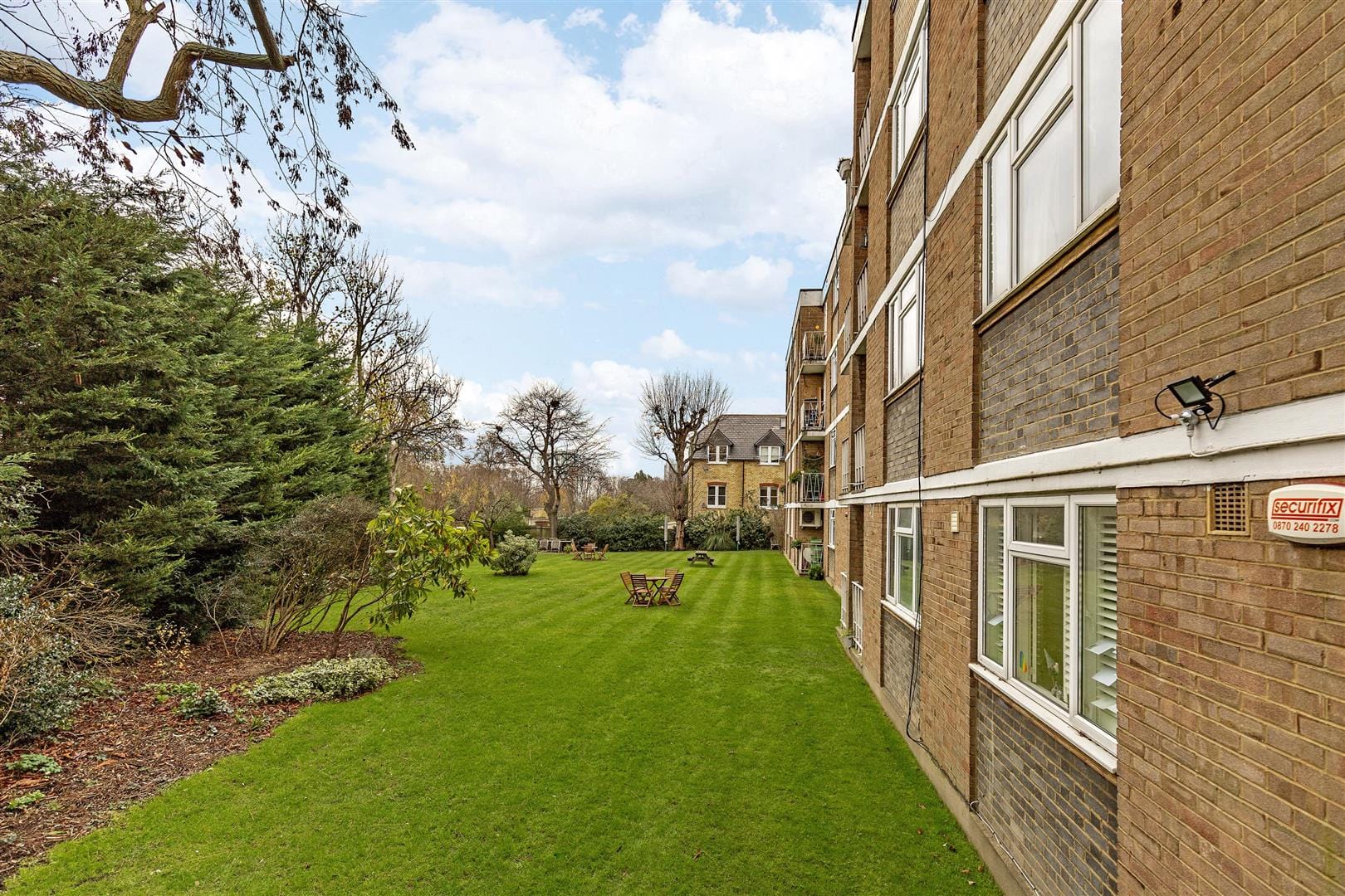  Flat Let