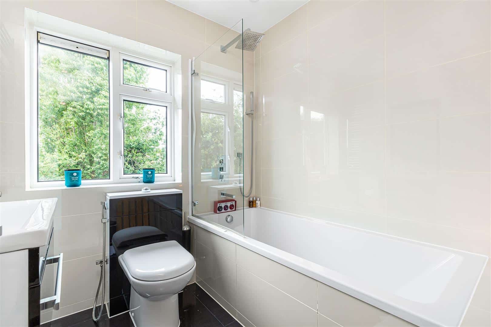 4 bedroom Detached house Sold