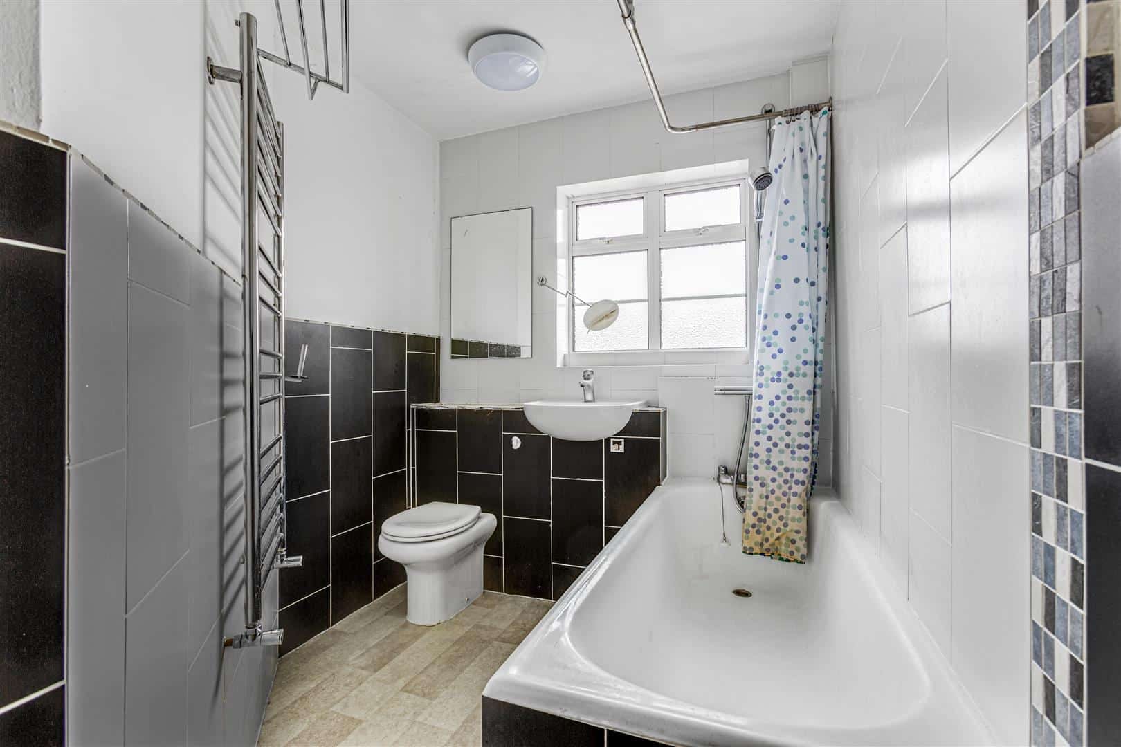 2 bedroom Flat Sold