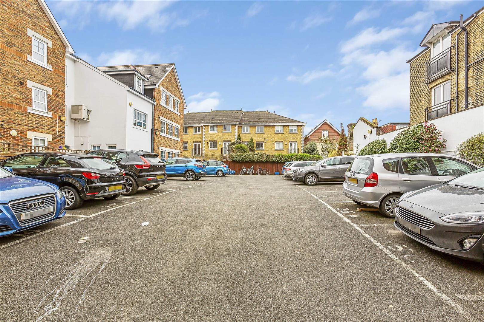 1 bedroom Flat Sold