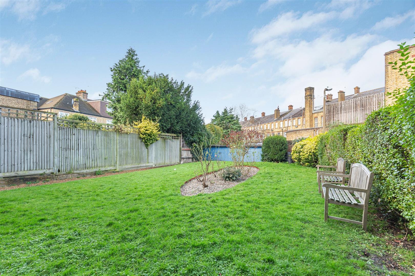 1 bedroom Flat Let