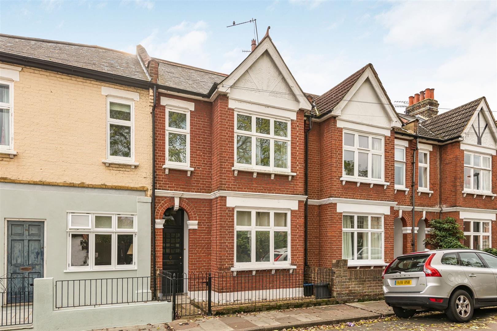 3 bedroom Terraced House Let
