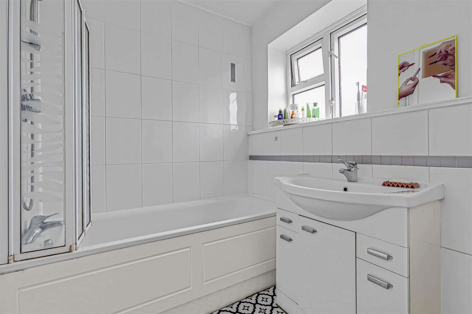 3 bedroom Flat Sold