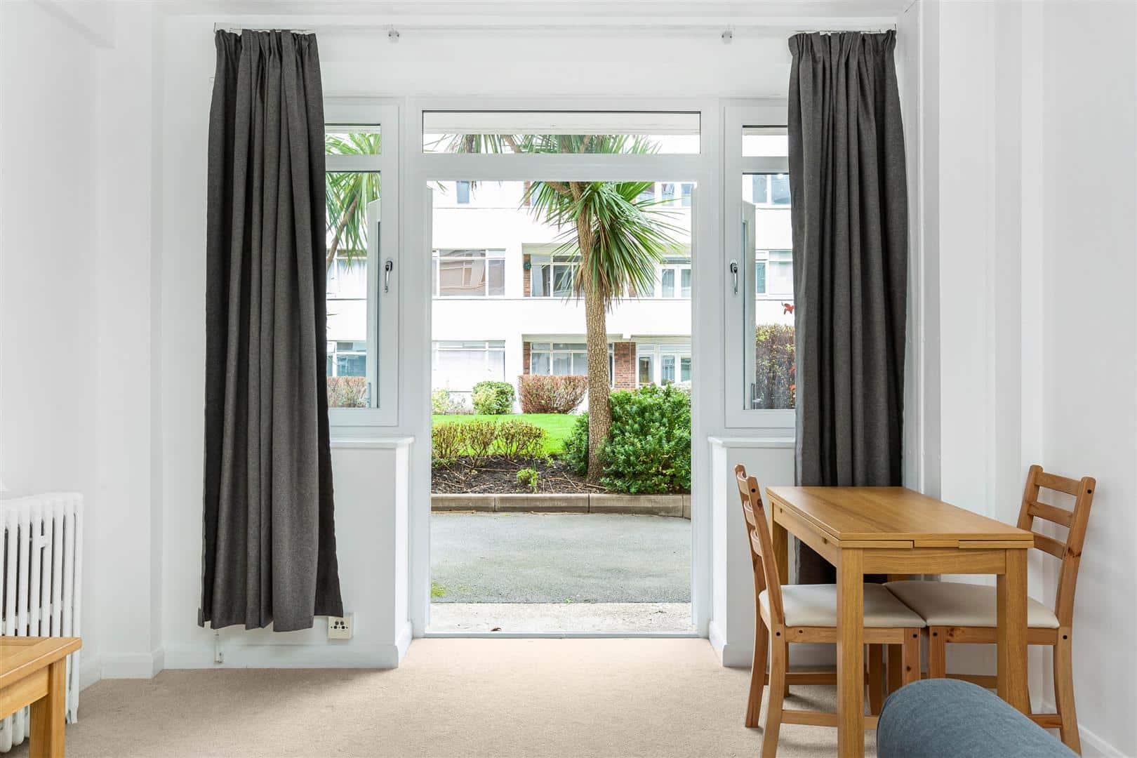 1 bedroom Flat Let