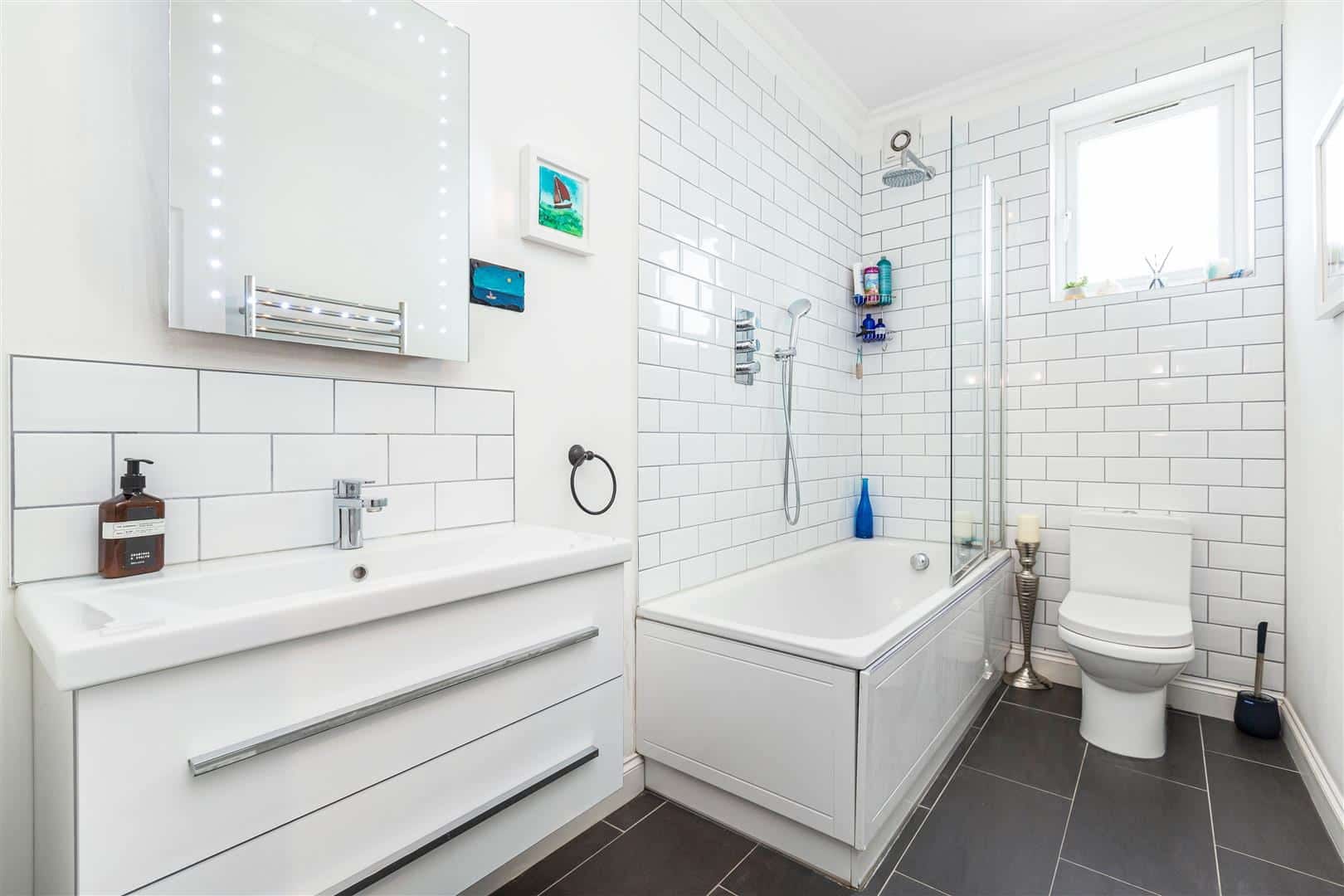 3 bedroom Flat Sold