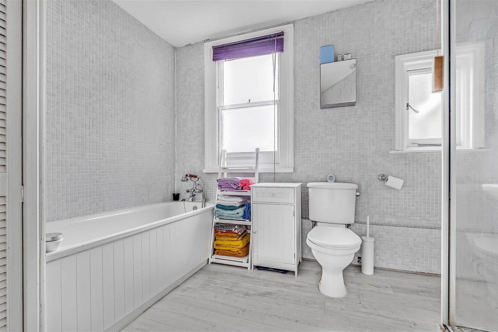 2 bedroom Flat Let