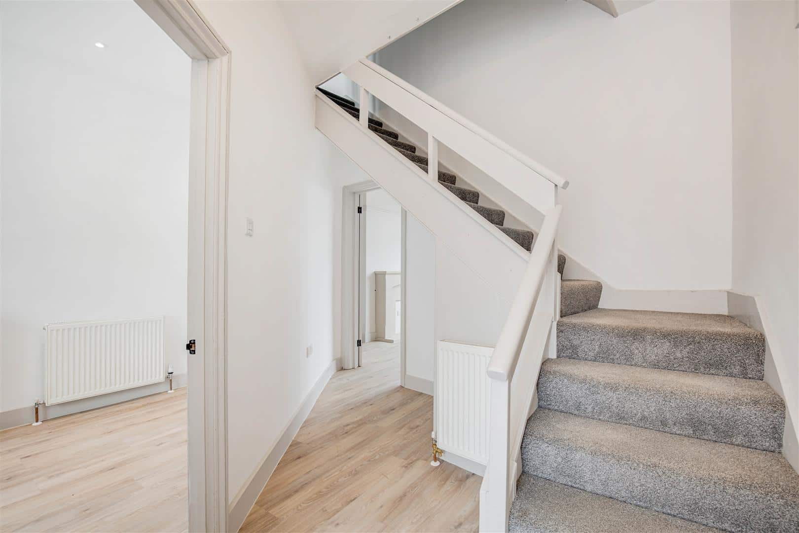 2 bedroom Flat Let