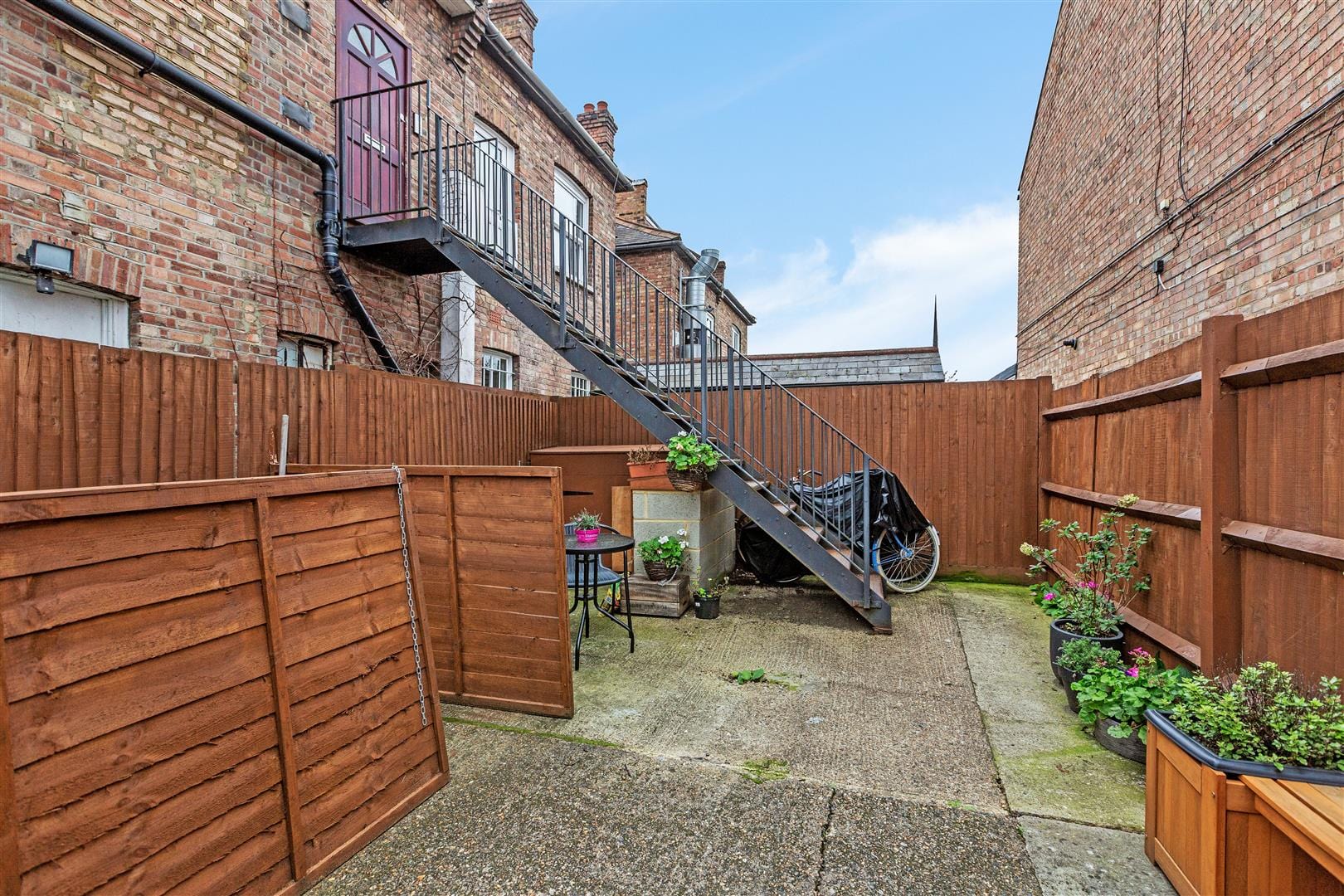 2 bedroom Flat Let