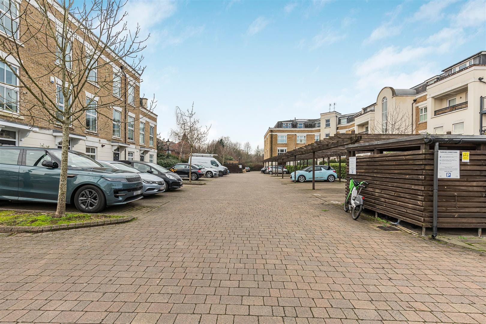 2 bedroom Flat Let