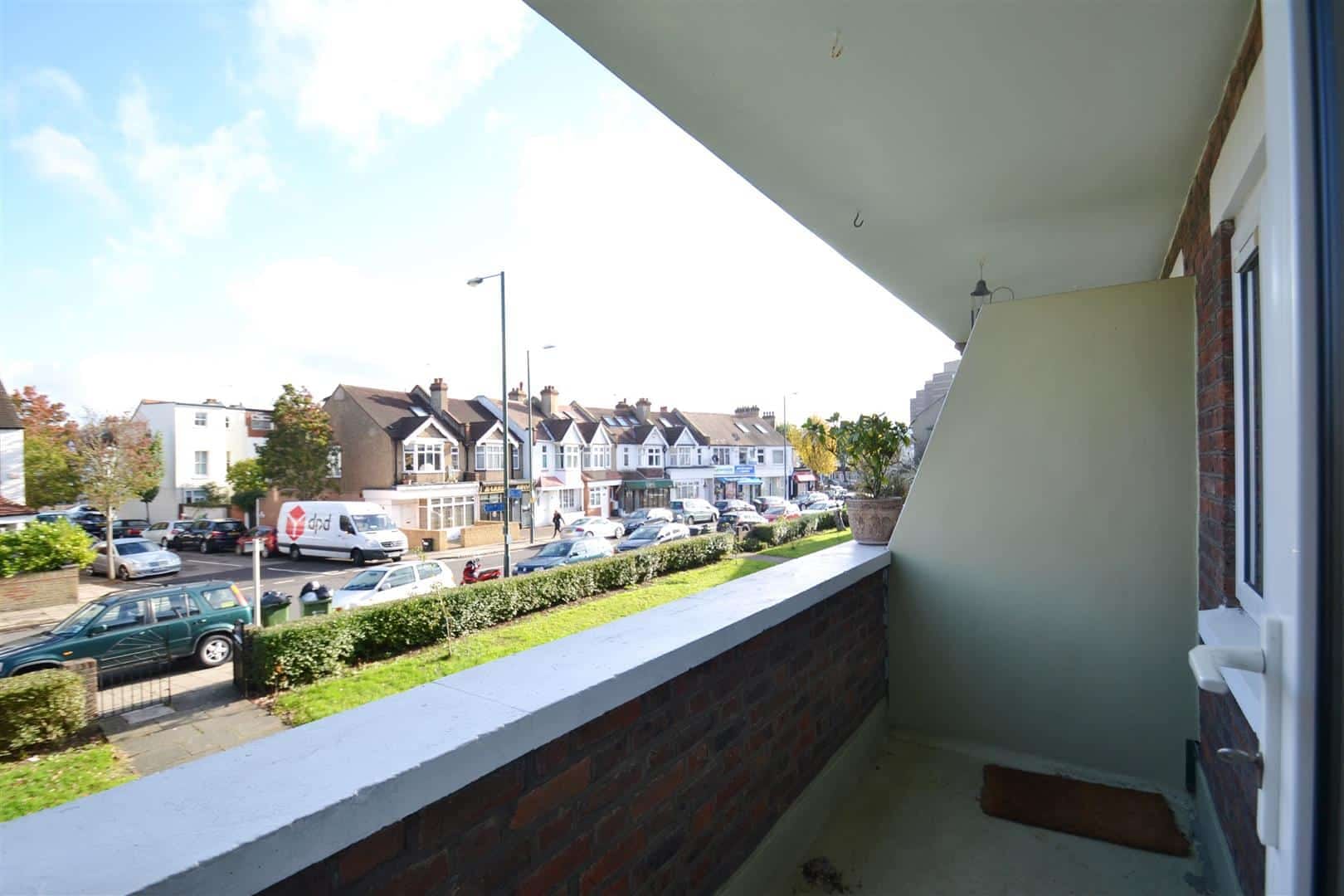 2 bedroom Flat Let