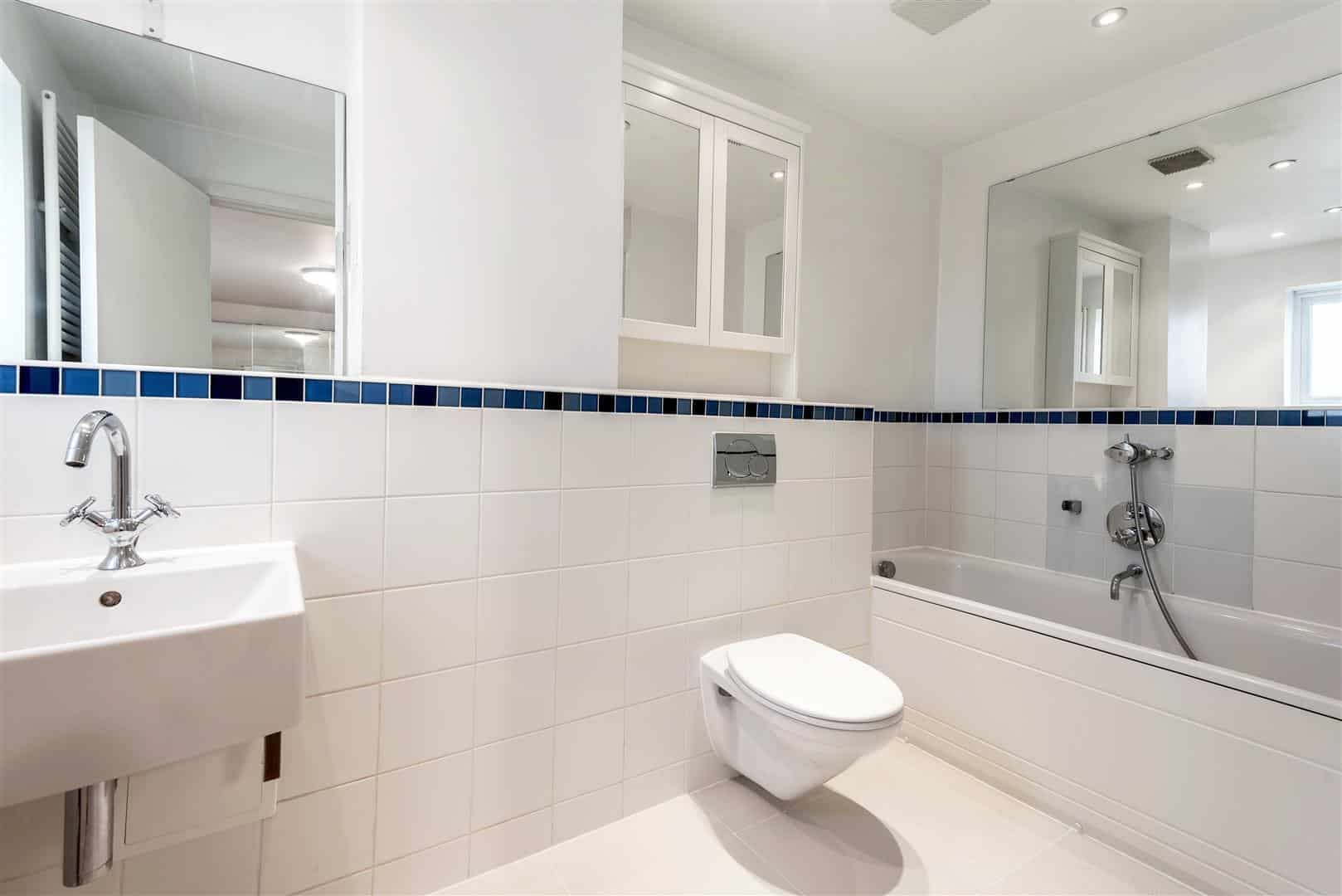 2 bedroom Detached house Let
