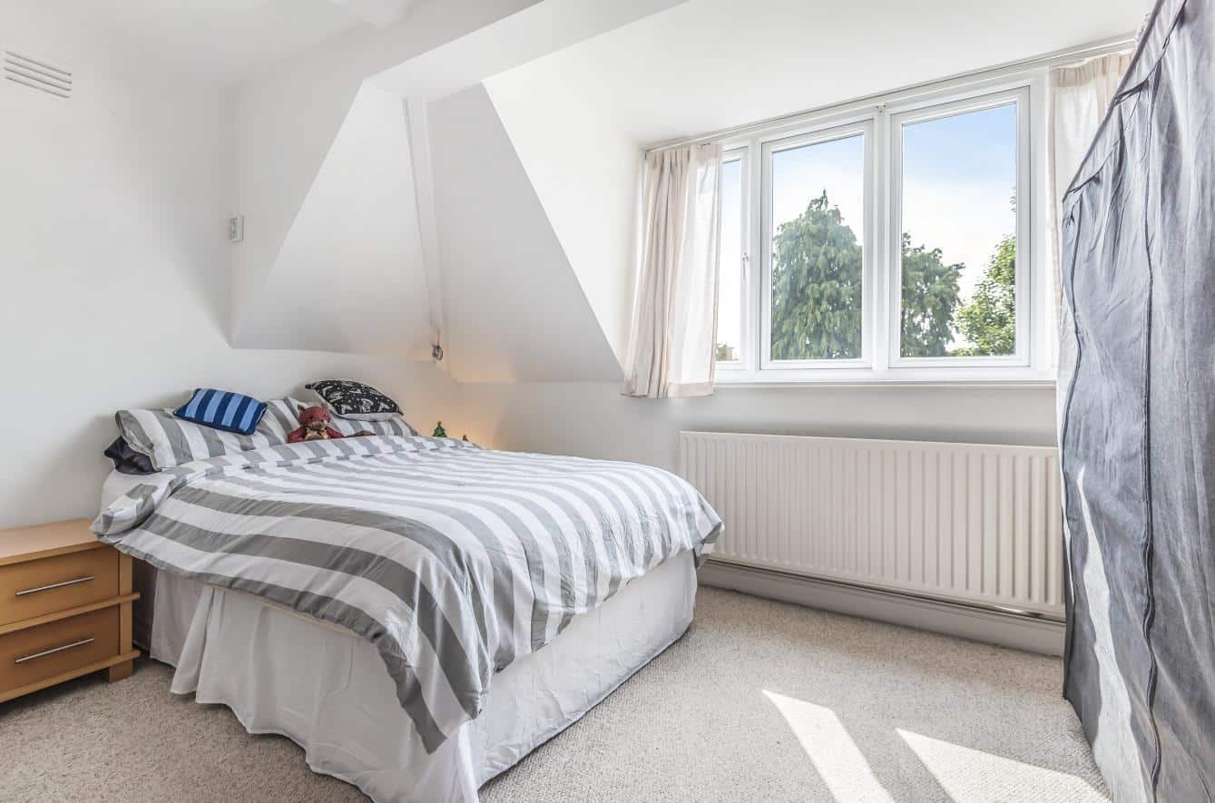 2 bedroom Flat Let