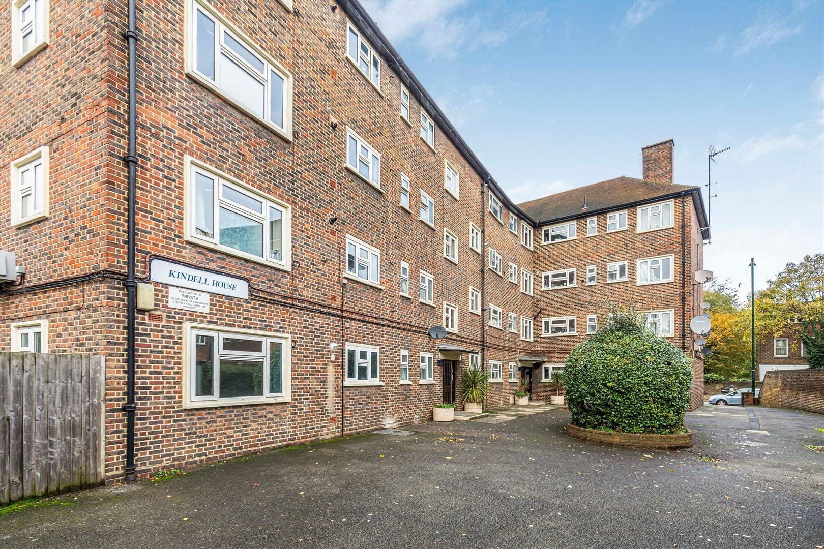 2 bedroom Flat Sold