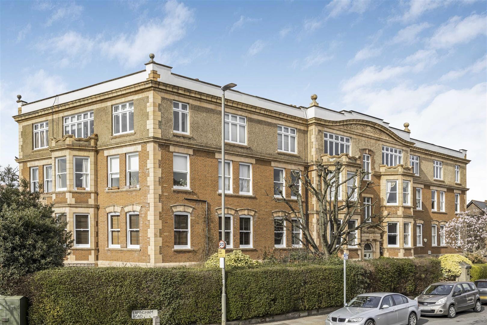 1 bedroom Flat Let