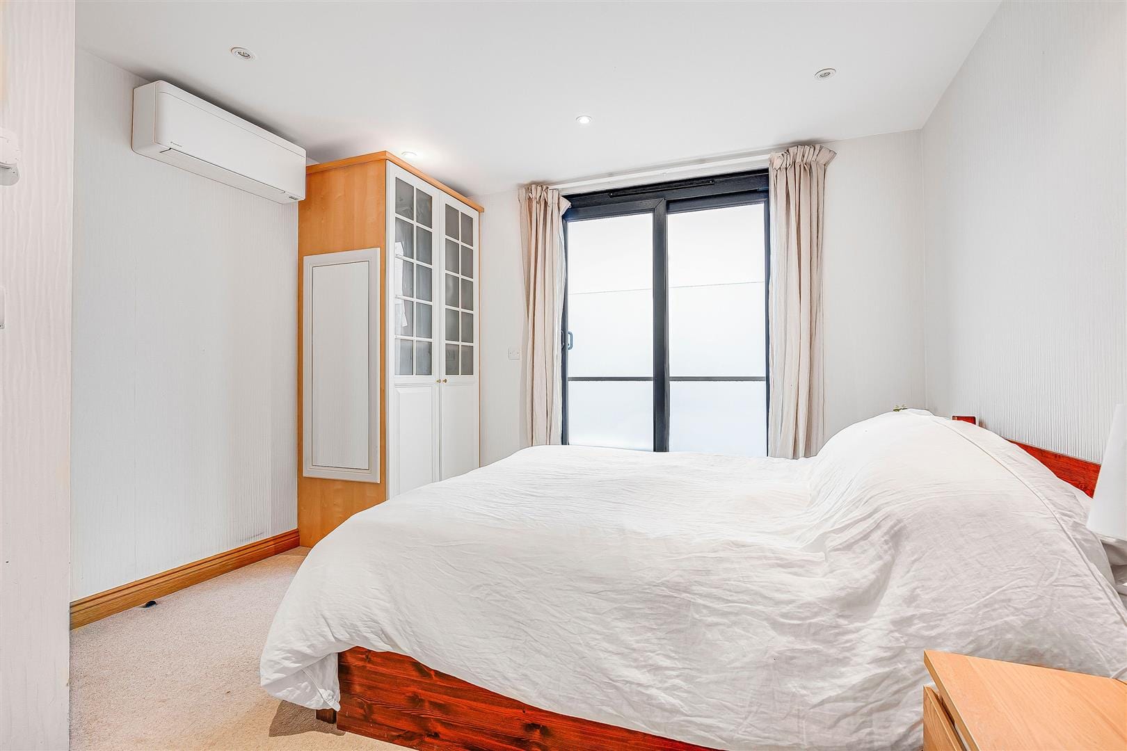 2 bedroom Flat Let