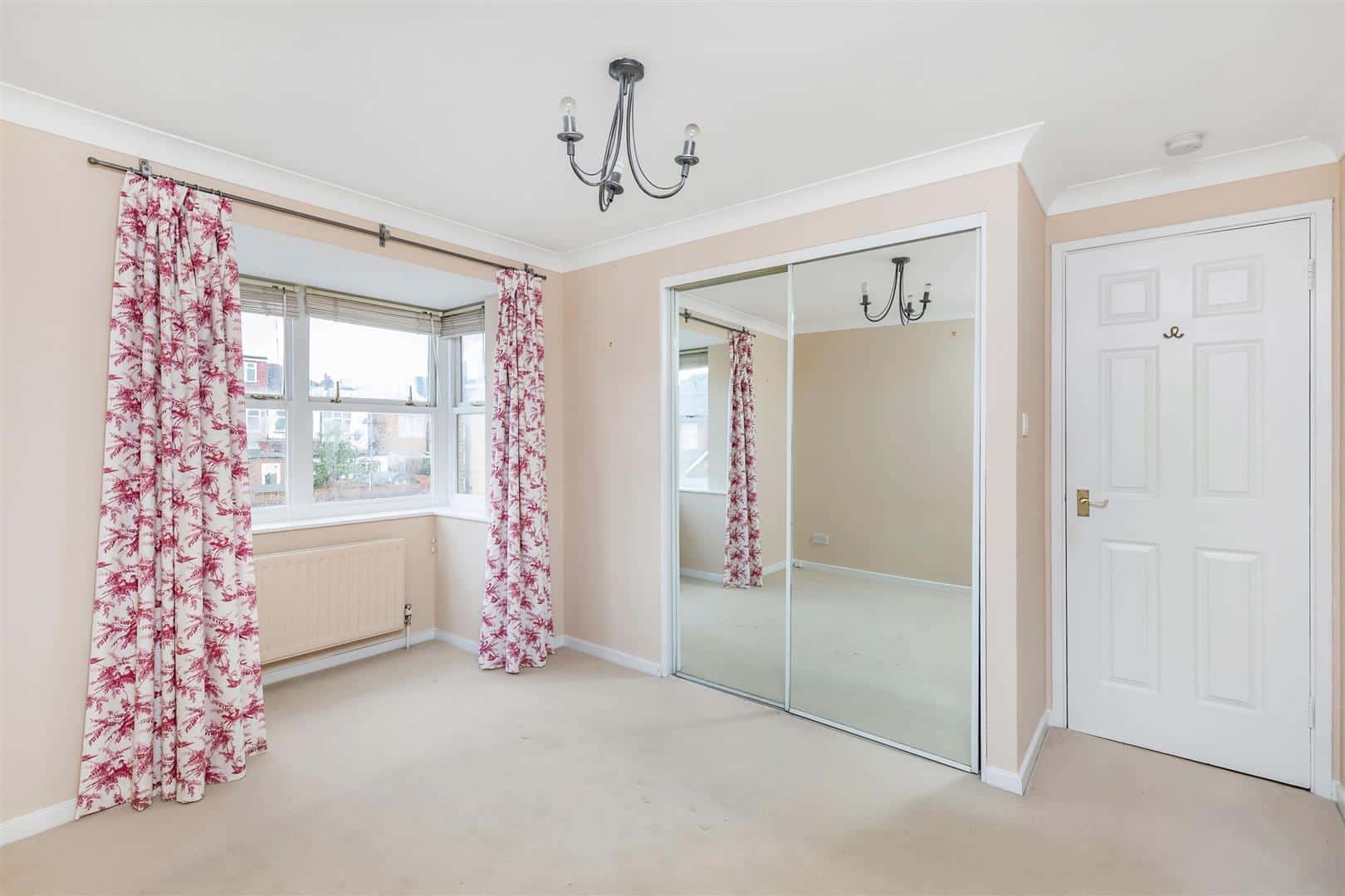 1 bedroom Flat Let
