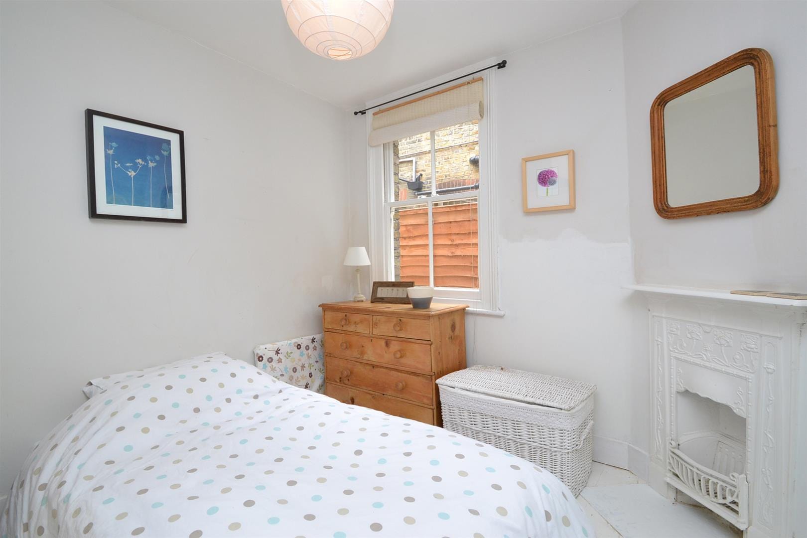 2 bedroom Flat Let