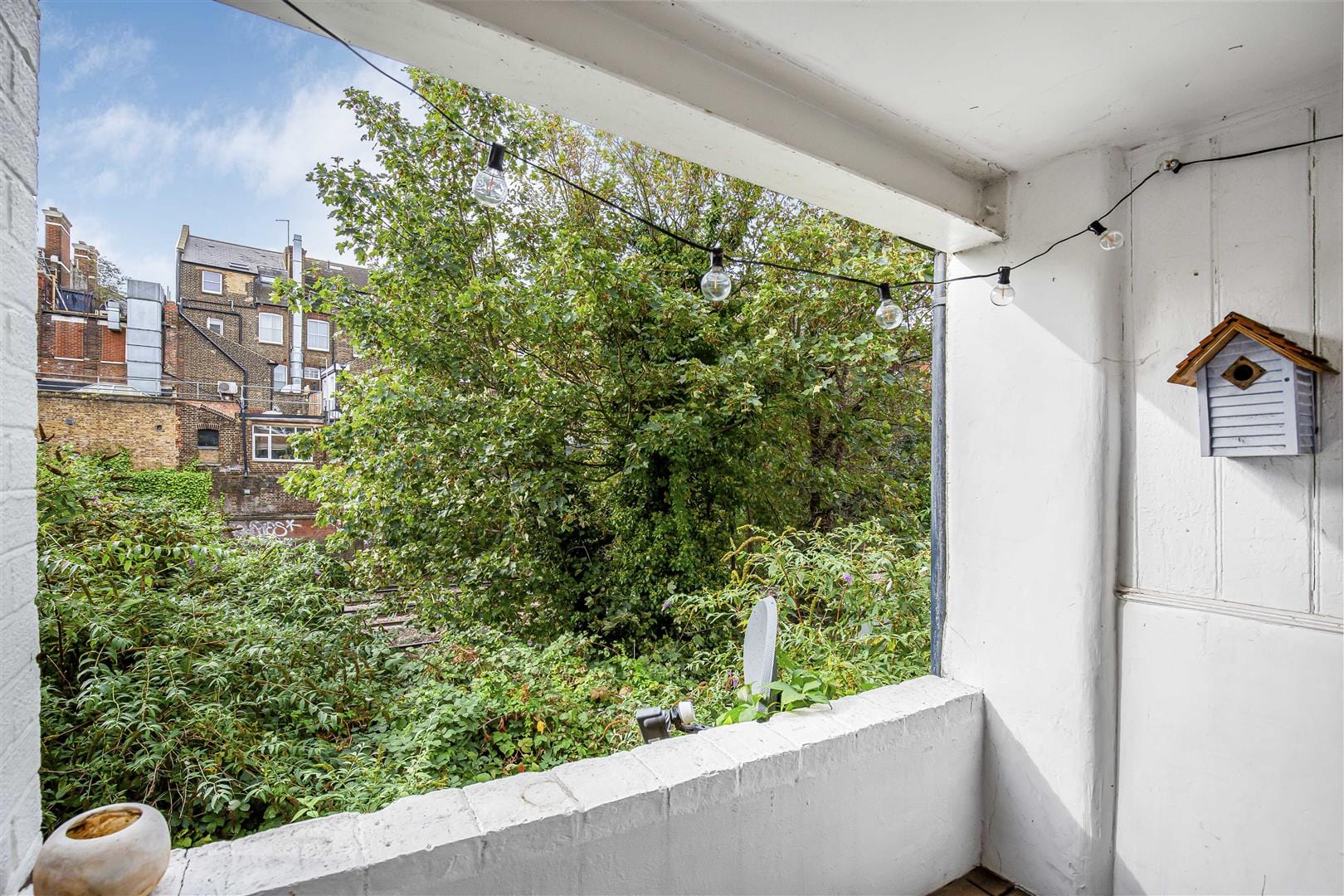2 bedroom Flat Let