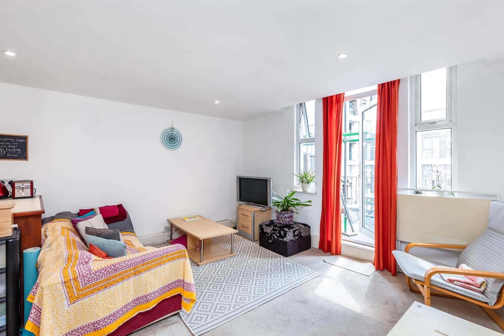 2 bedroom Flat Let