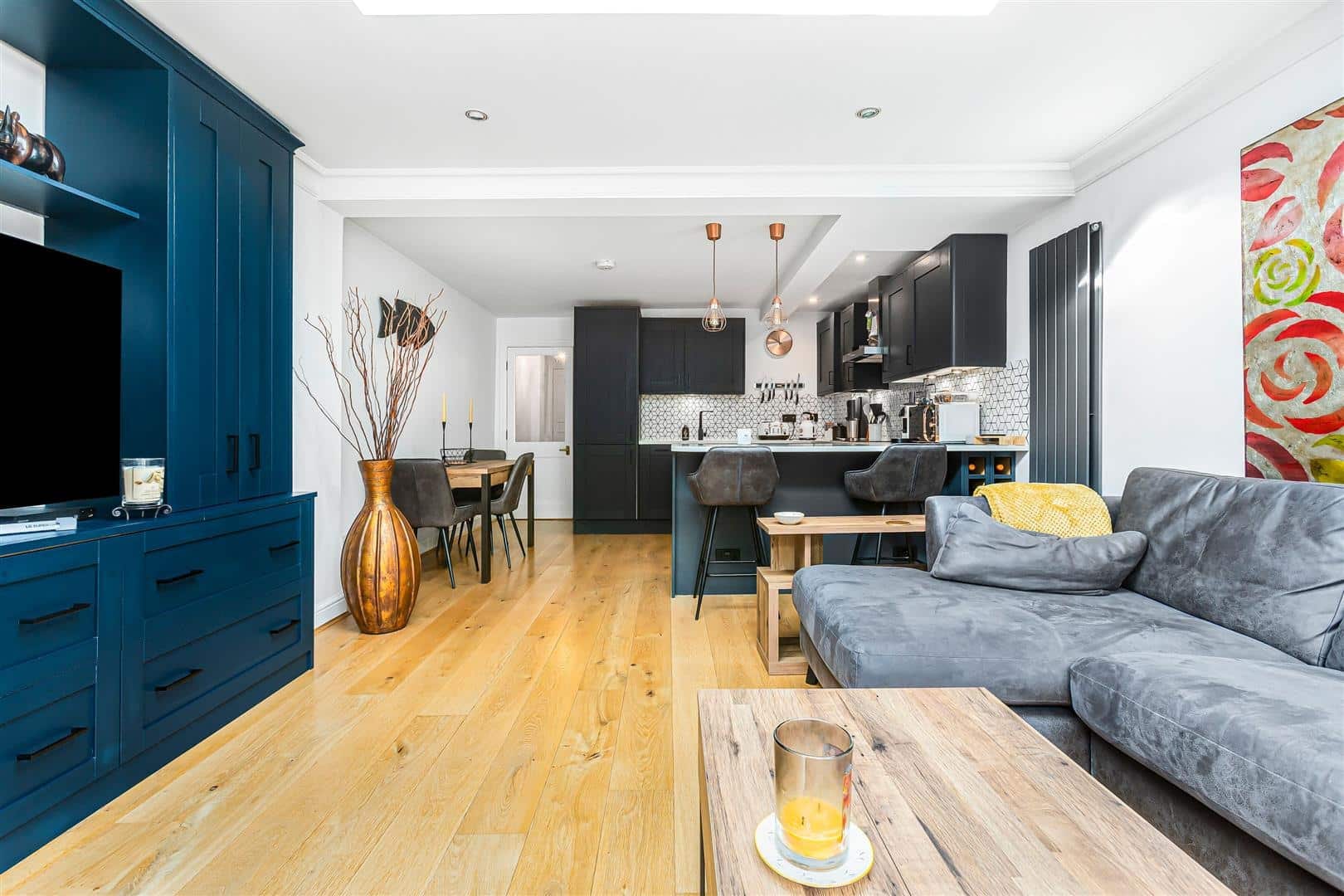 2 bedroom Flat Let