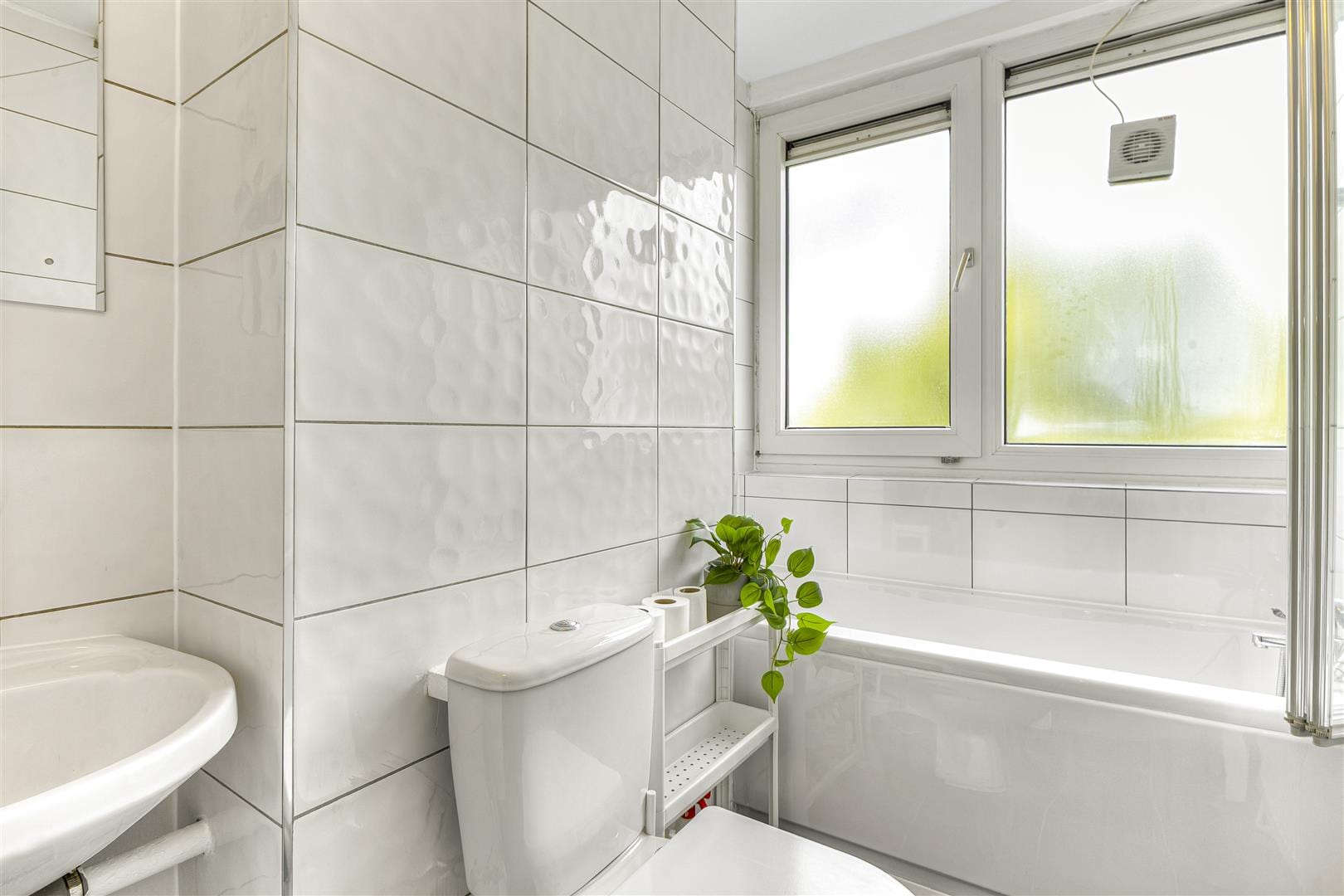 4 bedroom Flat Let