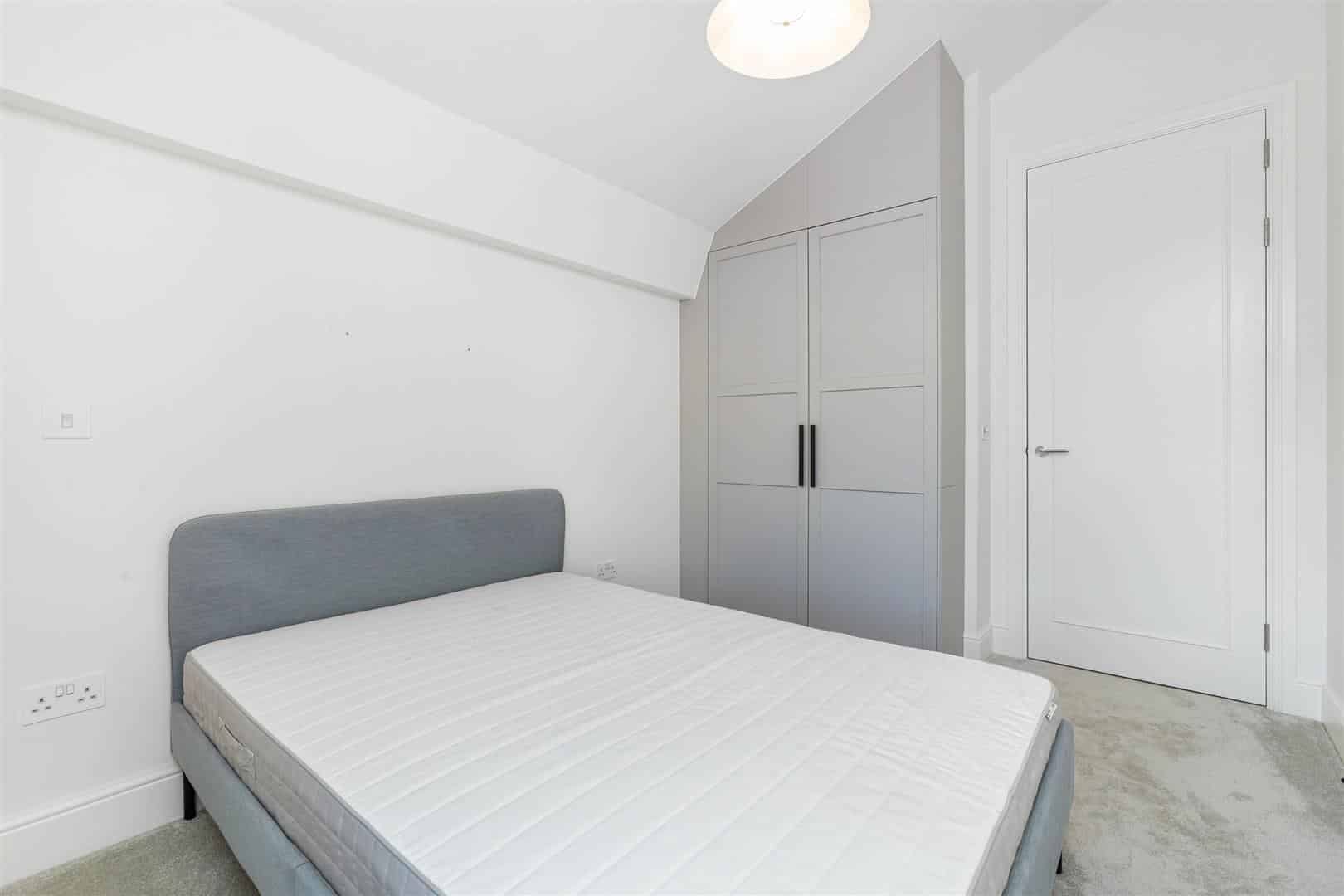 2 bedroom Flat Let