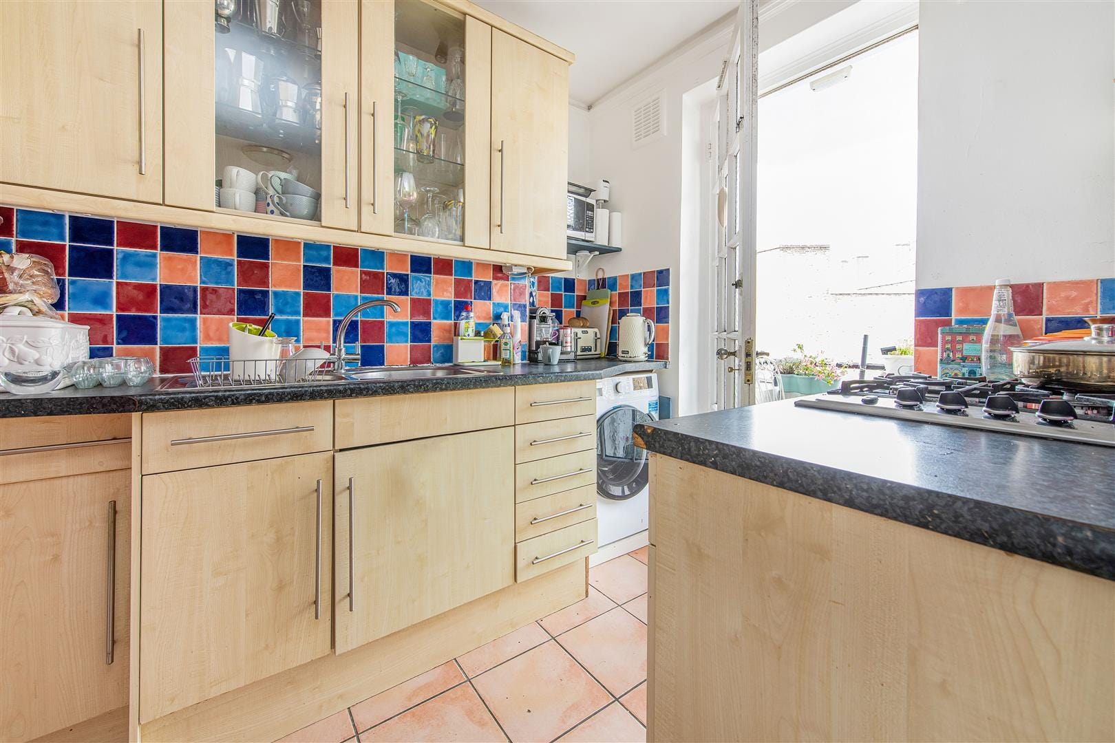 2 bedroom Flat Let