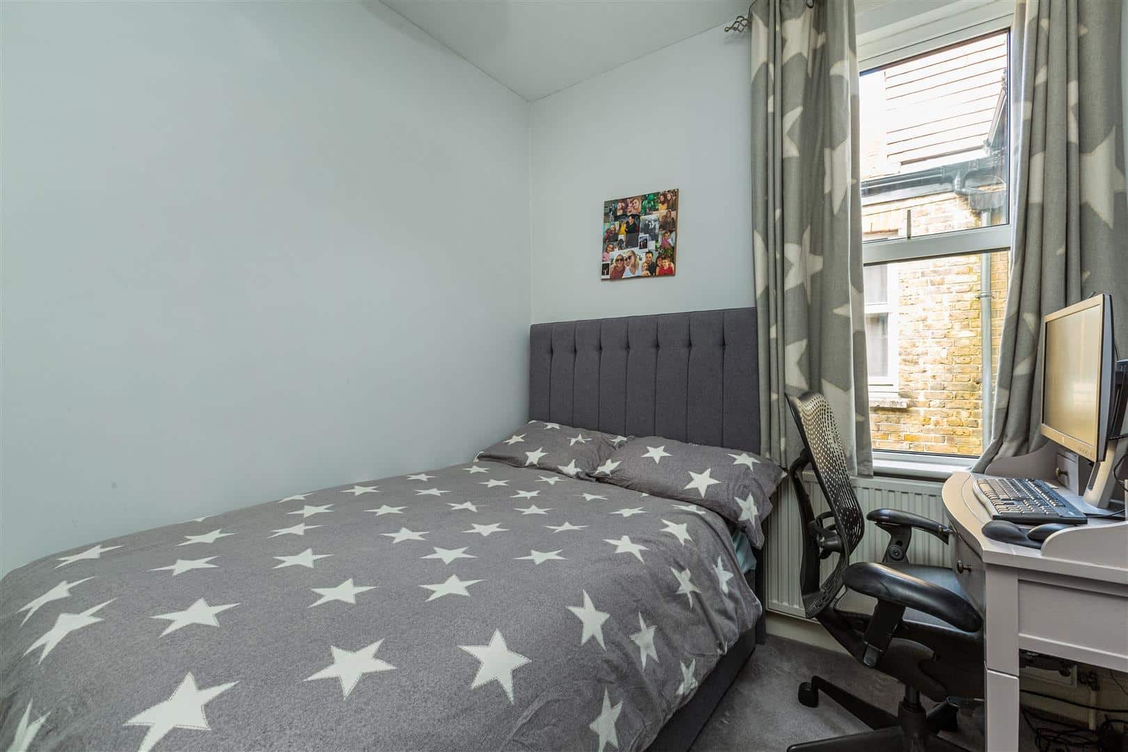 3 bedroom Flat Let