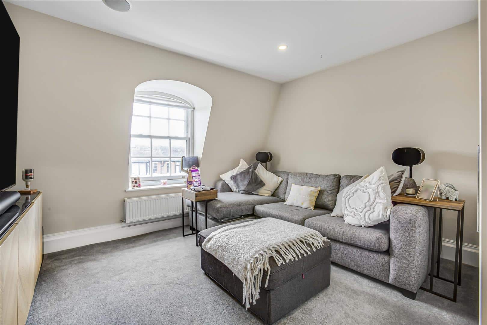 4 bedroom Flat Sold