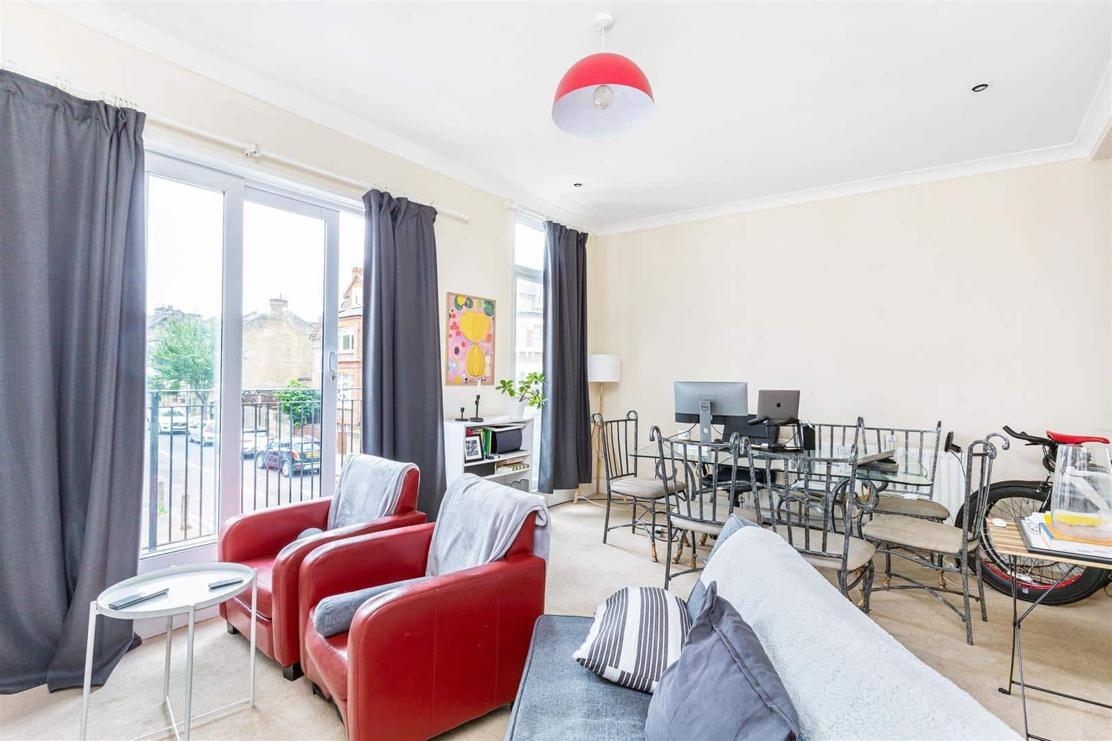 3 bedroom Flat Let