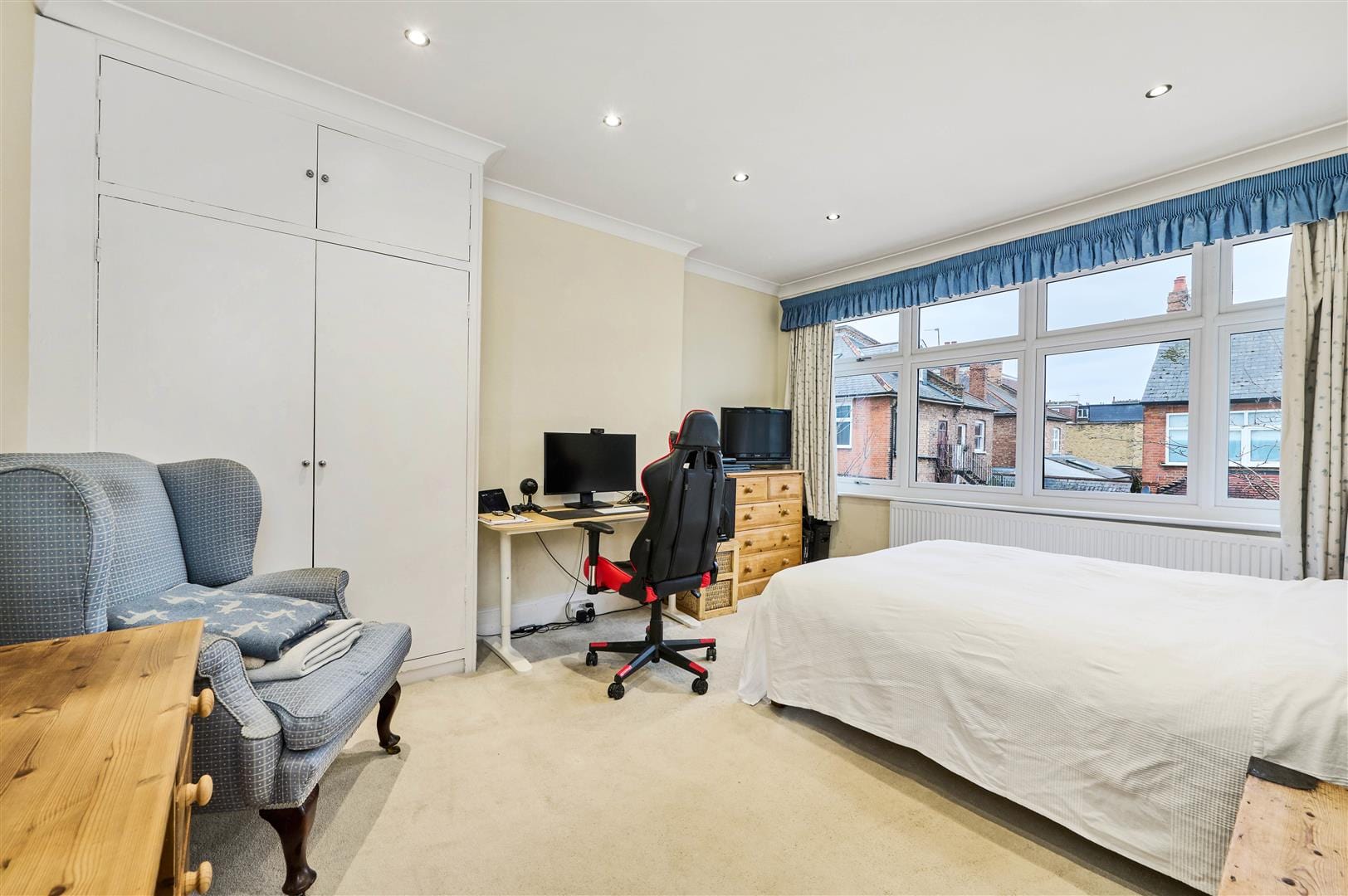 4 bedroom Terraced House Sold