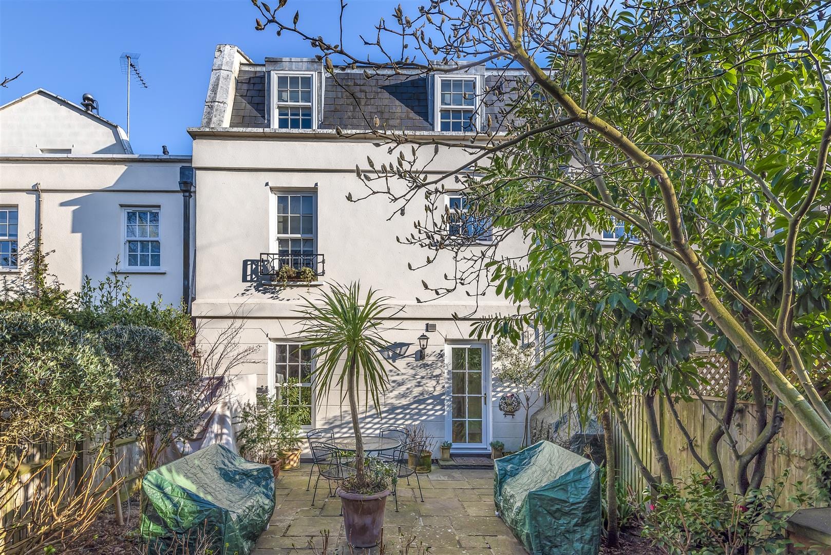 4 bedroom  Let
