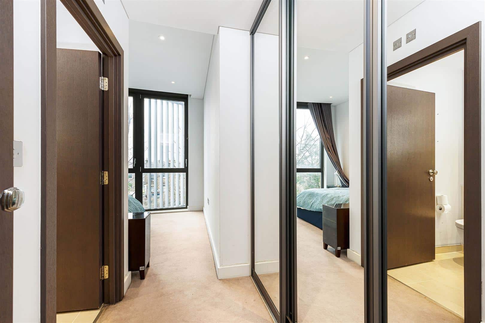 2 bedroom Flat Let