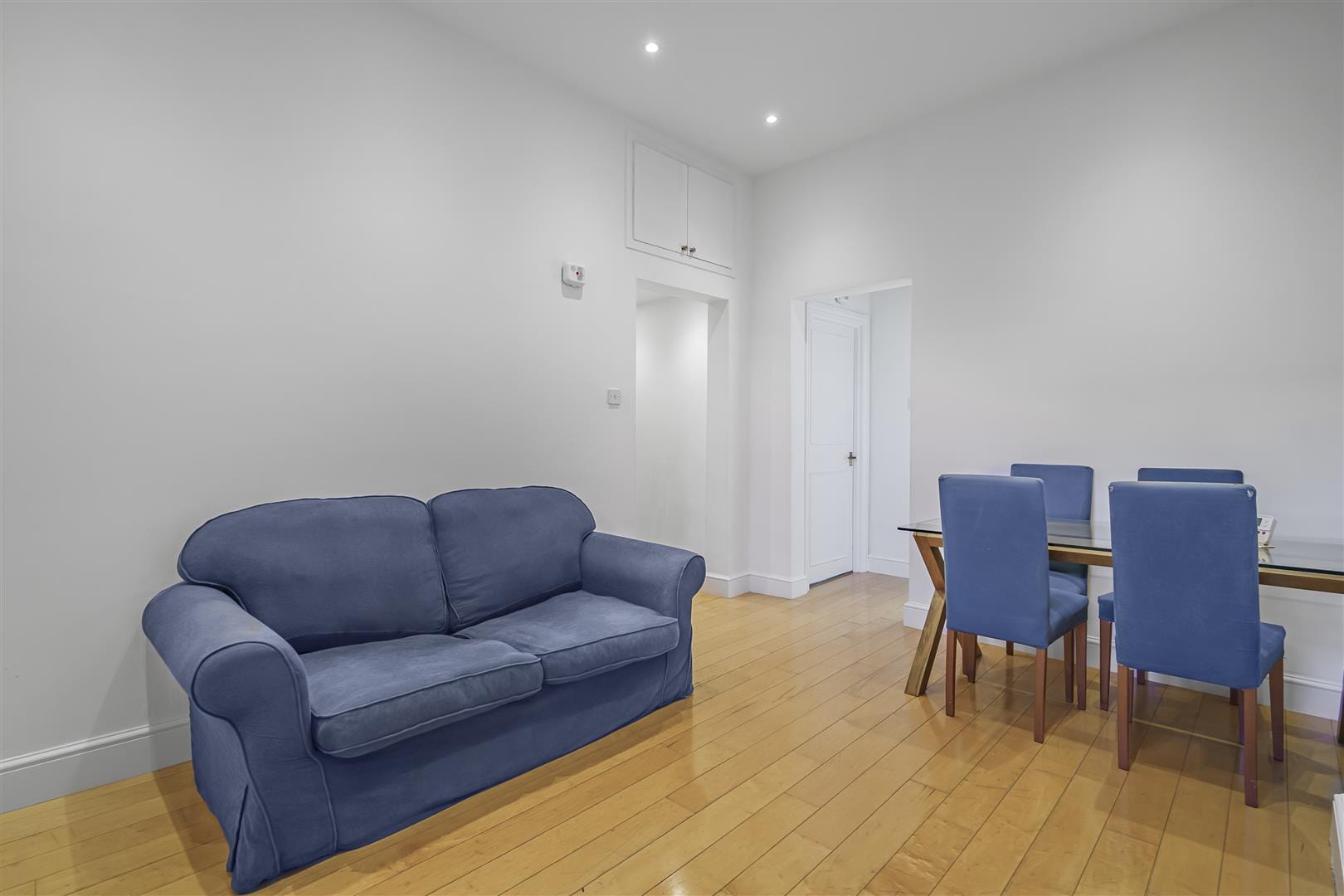 2 bedroom Flat Let
