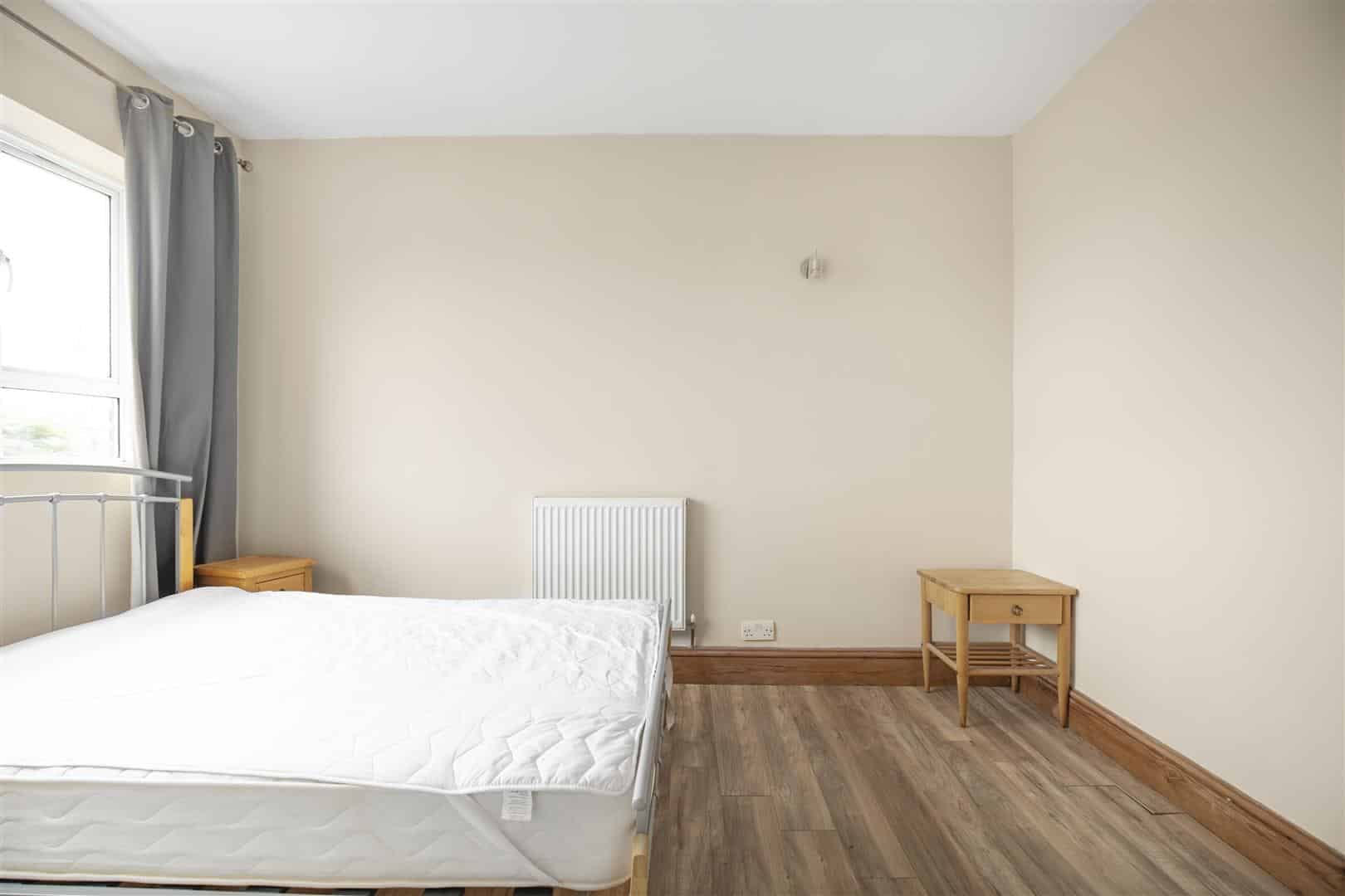 2 bedroom Flat Let
