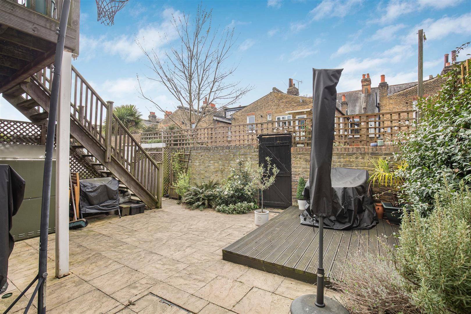 4 bedroom Flat Sold