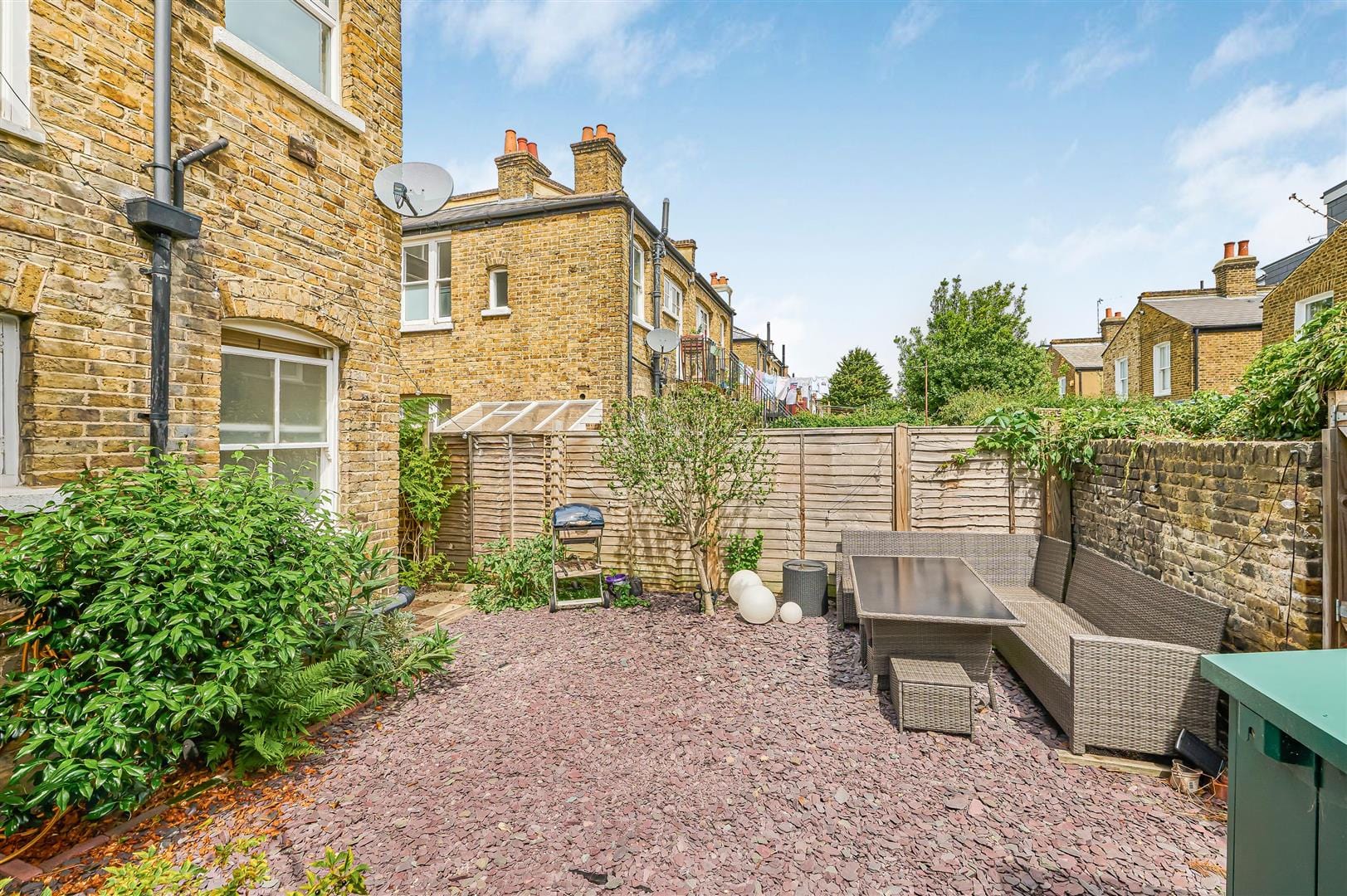 2 bedroom Flat Sold