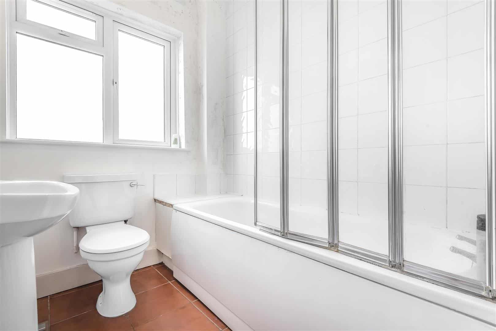 3 bedroom Flat Let
