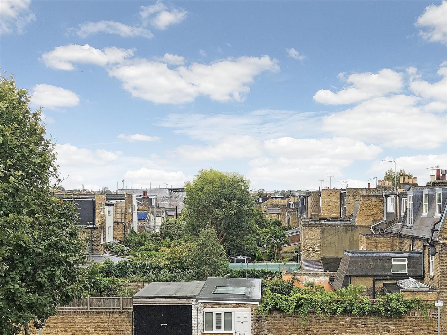 1 bedroom Flat Let