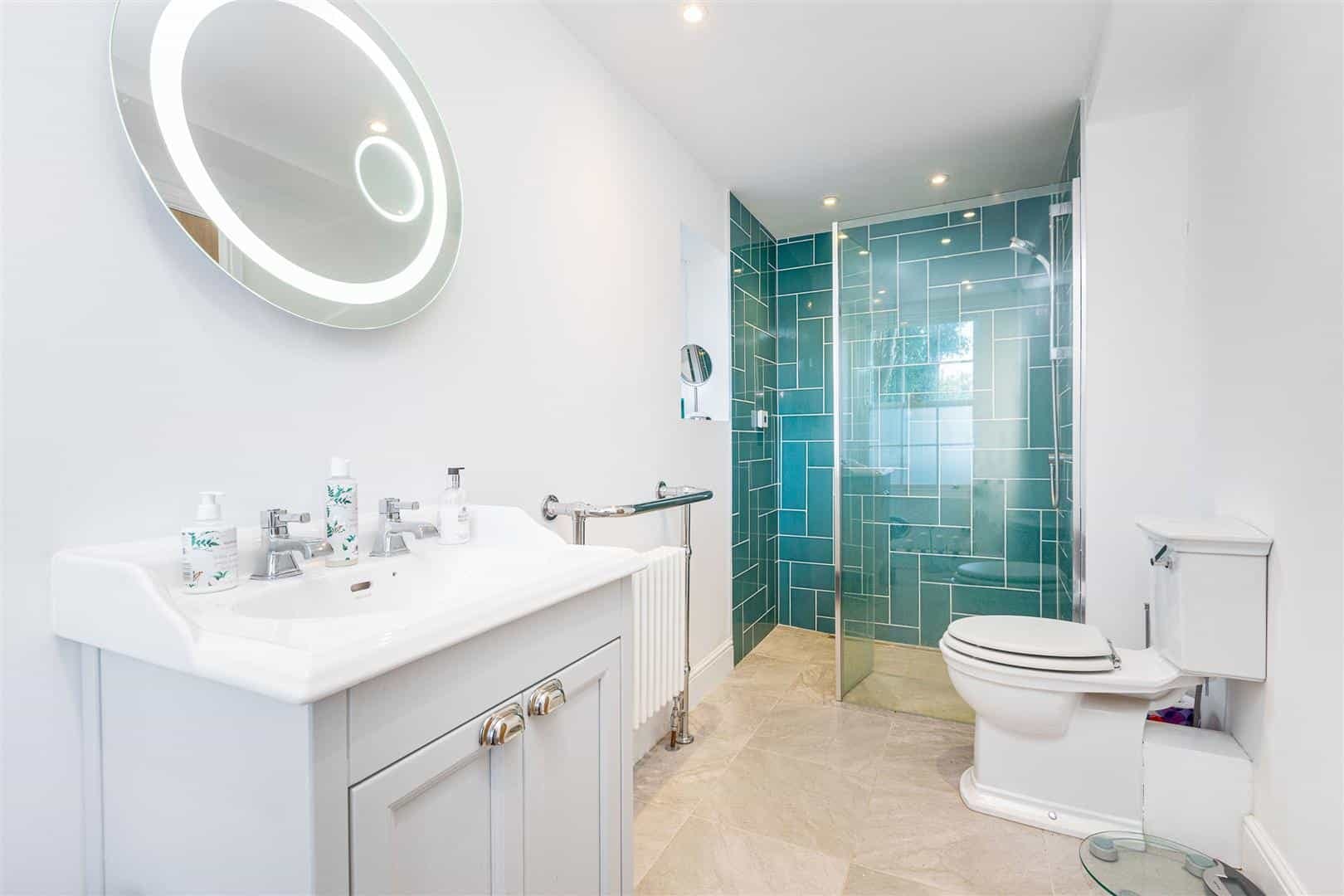 3 bedroom  Let