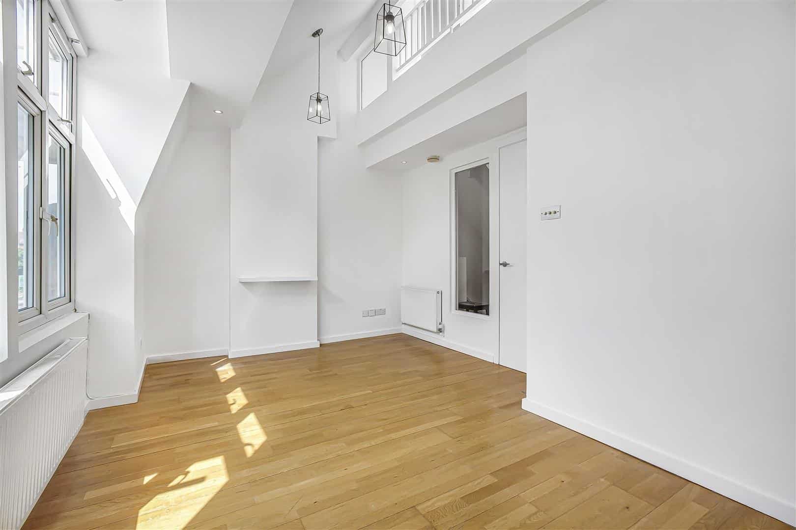 2 bedroom Flat Let