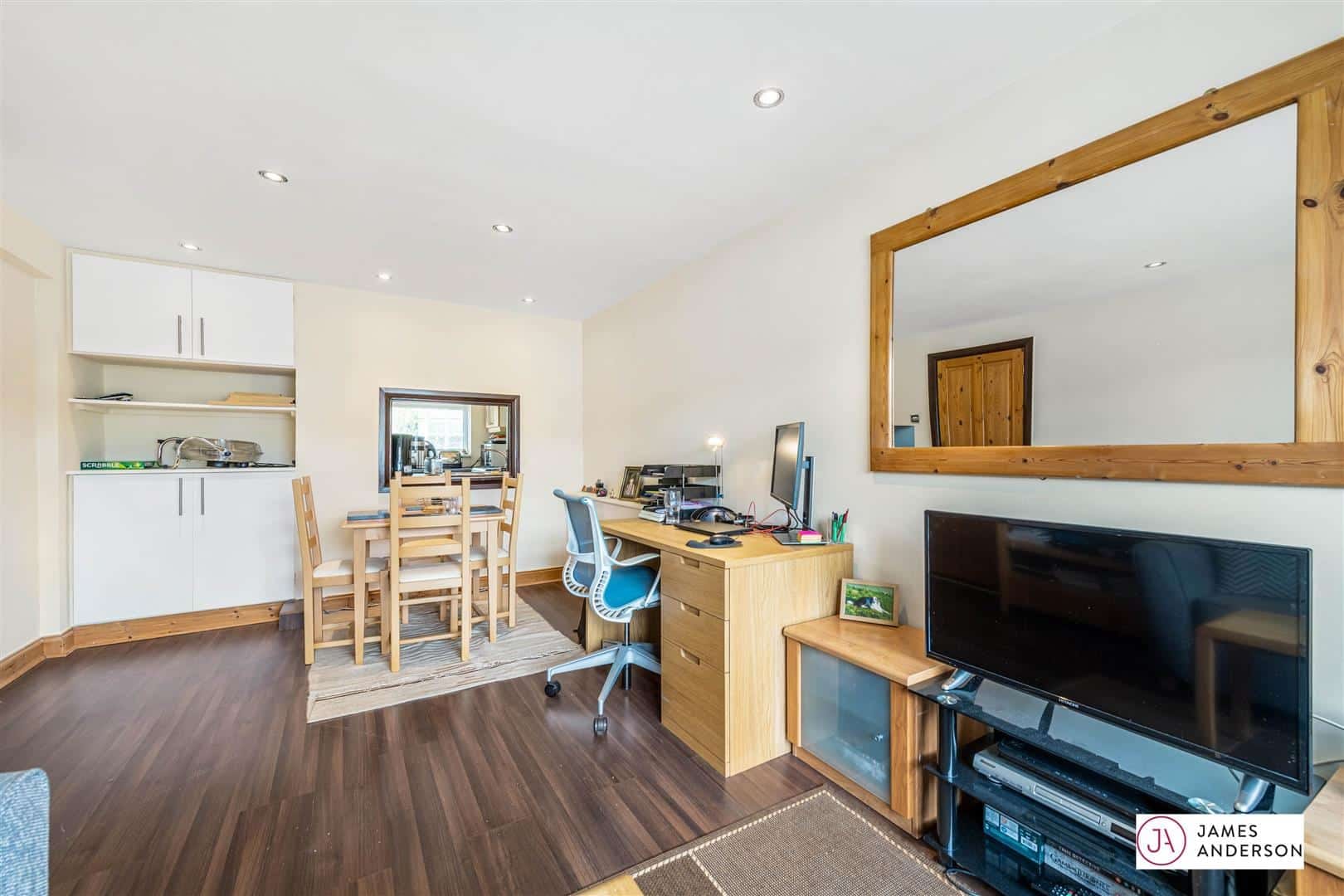 1 bedroom Flat Let