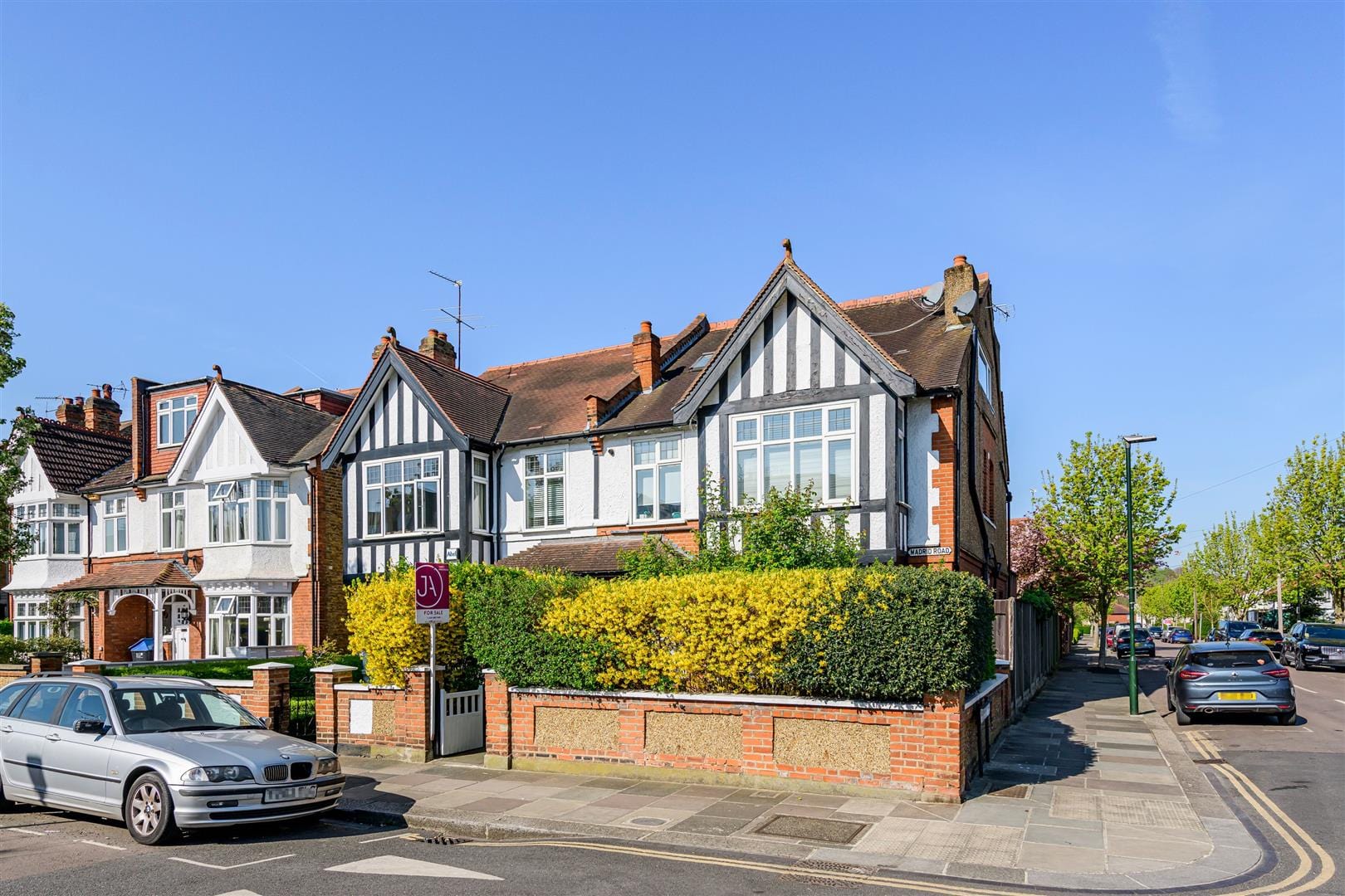 2 bedroom Flat Sold