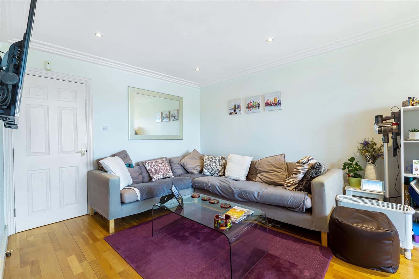 2 bedroom Flat Let